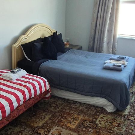 Hotel Motueka Backpackers, Loud Live Music Friday Saturday Nights المظهر الخارجي الصورة