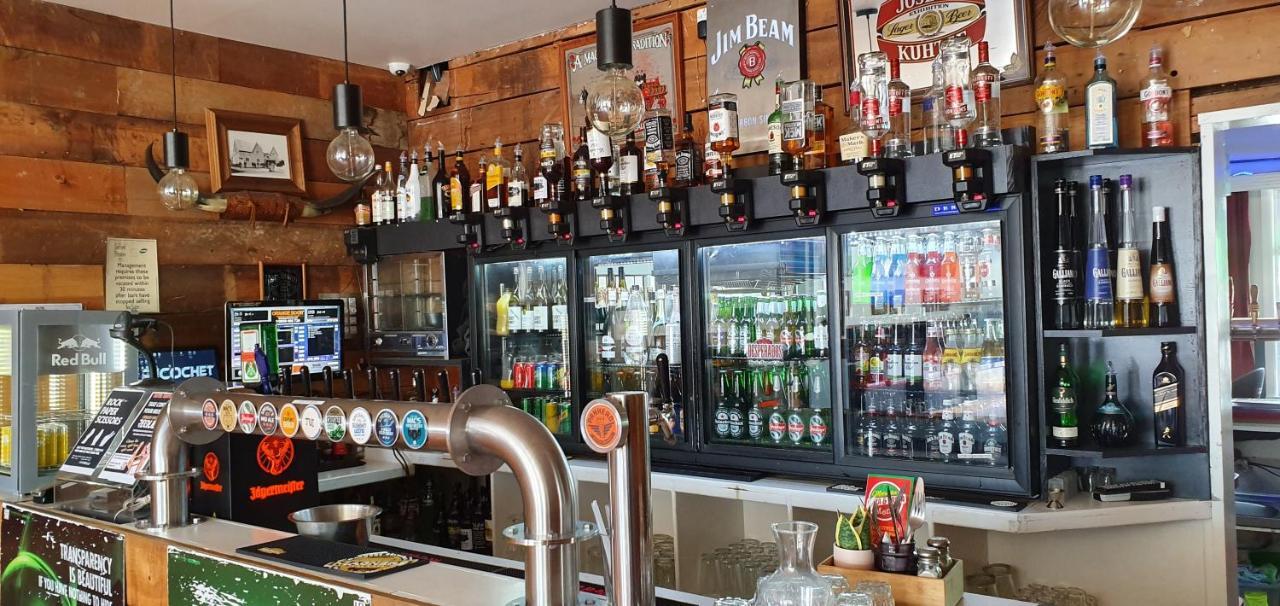 Hotel Motueka Backpackers, Loud Live Music Friday Saturday Nights المظهر الخارجي الصورة